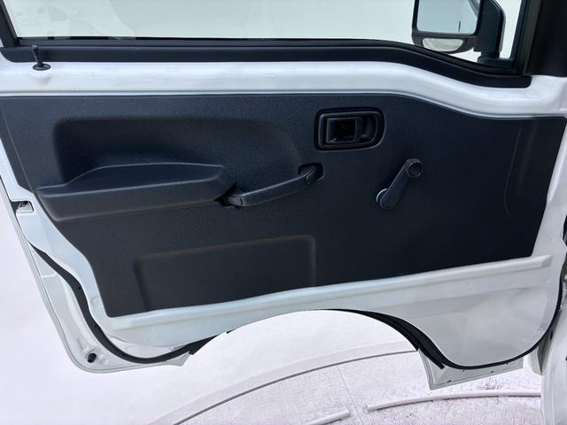 ハイゼットトラックスタンダード　農用スペシャル４ＷＤ　荷台作業灯　ＡＭ／ＦＭラジオ　オートライト　アイドリングストップ　衝突被害軽減システム　レーンアシスト　オートマチックハイビーム　ティーゼットデオプラス（岡山県）の中古車