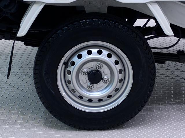 ハイゼットトラックスタンダード　農用スペシャル４ＷＤ　荷台作業灯　ＡＭ／ＦＭラジオ　オートライト　アイドリングストップ　衝突被害軽減システム　レーンアシスト　オートマチックハイビーム　ティーゼットデオプラス（岡山県）の中古車