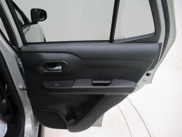 ロッキープレミアムＧシートヒーター　オートライト　キーフリー　アイドリングストップ　パノラマモニター　ナビ　ＵＳＢ入力端子　Ｂｌｕｅｔｏｏｔｈ　衝突被害軽減システム　レーンアシスト　オートマチックハイビーム（岡山県）の中古車