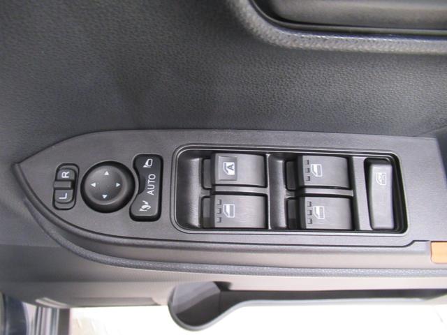 タントファンクロスターボパノラマモニター　７インチナビ　ドライブレコーダー　両側パワースライドドア　シートヒーター　ＵＳＢ入力端子　Ｂｌｕｅｔｏｏｔｈ　オートライト　キーフリー　アイドリングストップ　ティーゼットデオプラス（岡山県）の中古車