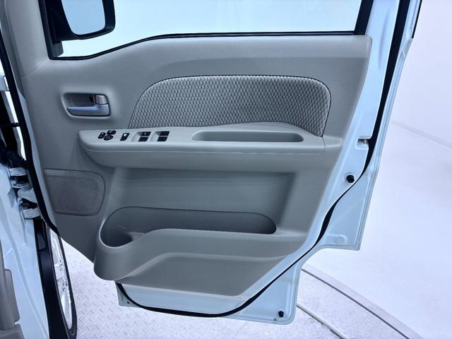 エブリイワゴンPZターボシートヒーター 左側パワースライドドア オートライト キーフリー アイドリングストップ USB入力端子 電動格納式ドアミラー エアコン パワーステアリング パワーウィンドウ 運転席エアバッグ ABS(岡山県)の中古車