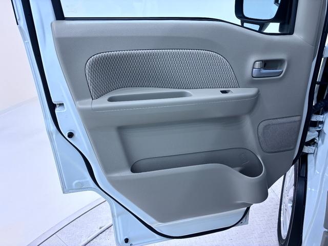 エブリイワゴンPZターボシートヒーター 左側パワースライドドア オートライト キーフリー アイドリングストップ USB入力端子 電動格納式ドアミラー エアコン パワーステアリング パワーウィンドウ 運転席エアバッグ ABS(岡山県)の中古車