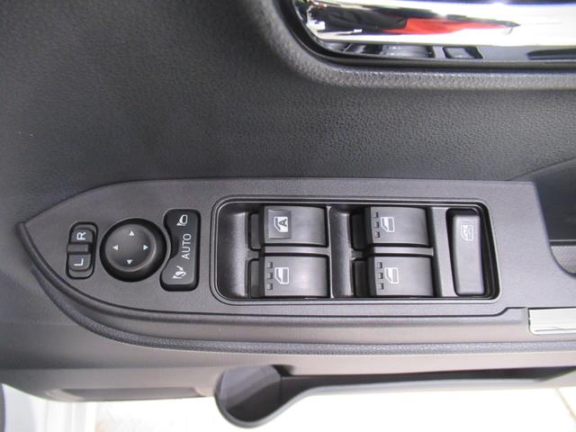 タントカスタムＸパノラマモニター　７インチナビ　ドライブレコーダー　両側パワースライドドア　シートヒーター　ＵＳＢ入力端子　Ｂｌｕｅｔｏｏｔｈ　オートライト　キーフリー　アイドリングストップ　ティーゼットデオプラス（岡山県）の中古車