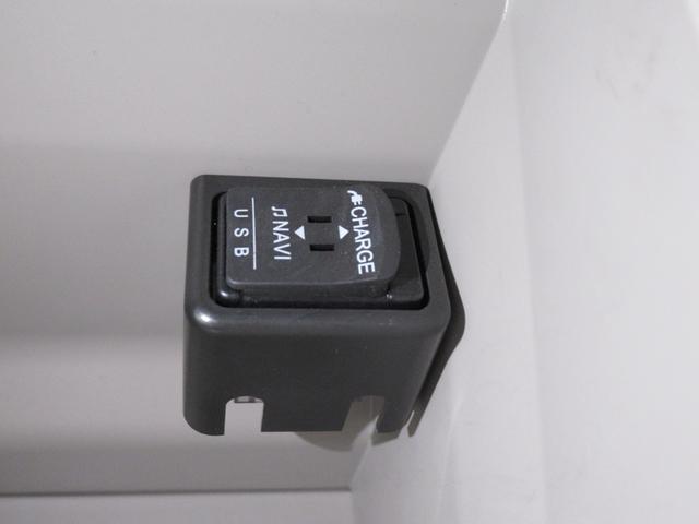 タントＸリミテッド　ＳＡ３シートヒーター　両側パワースライドドア　オートライト　キーフリー　アイドリングストップ　パノラマモニター　ナビ　ＵＳＢ入力端子　Ｂｌｕｅｔｏｏｔｈ　ティーゼットデオプラス（岡山県）の中古車