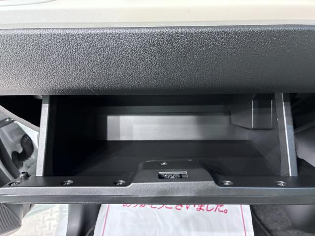 ムーヴキャンバスストライプスＧシートヒーター　両側パワースライドドア　オートライト　キーフリー　アイドリングストップ　バックモニター　ナビ　ドライブレコーダー　ＵＳＢ入力端子　Ｂｌｕｅｔｏｏｔｈ　ティーゼットデオプラス（岡山県）の中古車