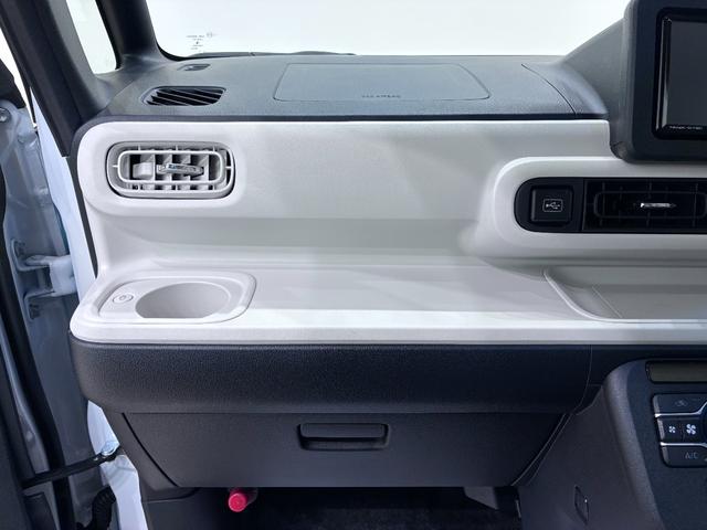 ムーヴキャンバスストライプスＧシートヒーター　両側パワースライドドア　オートライト　キーフリー　アイドリングストップ　バックモニター　ナビ　ドライブレコーダー　ＵＳＢ入力端子　Ｂｌｕｅｔｏｏｔｈ　ティーゼットデオプラス（岡山県）の中古車