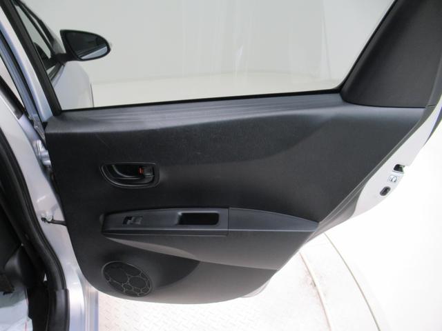 ヴィッツＦオートライト　キーフリー　アイドリングストップ　電動格納式ドアミラー　エアコン　パワーステアリング　パワーウィンドウ　運転席エアバッグ　ＡＢＳ　ティーゼットデオプラス（岡山県）の中古車