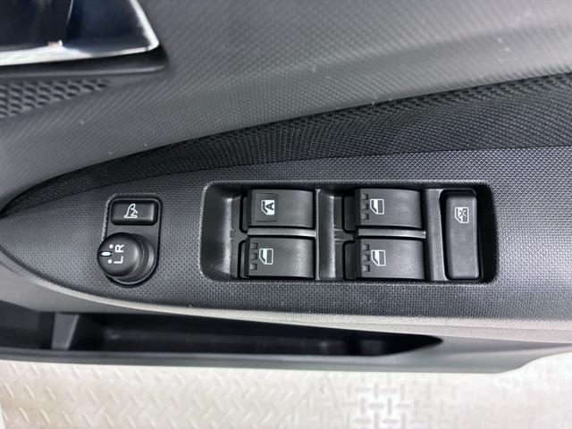 ムーヴカスタムＸ　ＳＡオートライト　キーフリー　アイドリングストップ　電動格納式ドアミラー　衝突被害軽減システム　エアコン　パワーステアリング　パワーウィンドウ　運転席エアバッグ　ＡＢＳ　ティーゼットデオプラス（岡山県）の中古車