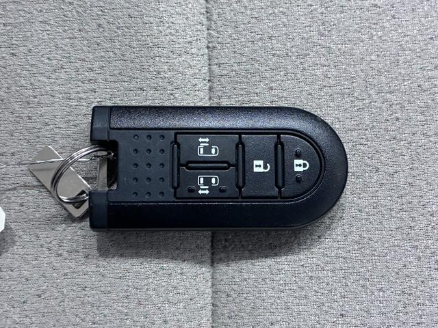 ムーヴキャンバスGメイクアップVS SAIIIシートヒーター 両側パワースライドドア オートライト キーフリー アイドリングストップ パノラマモニター ナビ ドライブレコーダー USB入力端子 Bluetooth ティーゼットデオプラス(岡山県)の中古車