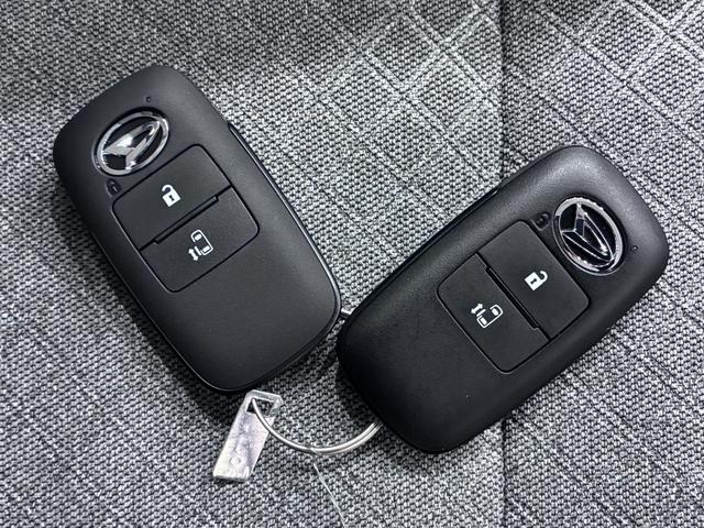 タントＸ左側パワースライドドア　シートヒーター　ＵＳＢ入力端子　オートライト　キーフリー　アイドリングストップ　衝突被害軽減システム　レーンアシスト　オートマチックハイビーム　ティーゼットデオプラス（岡山県）の中古車