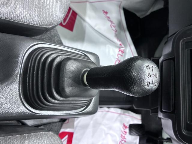 キャリイトラックＫＣエアコン・パワステＭＴ５速　ＡＭ／ＦＭラジオ　エアコン　パワーステアリング　ティーゼットデオプラス（岡山県）の中古車