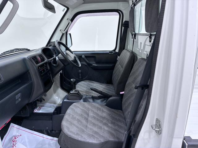 キャリイトラックＫＣエアコン・パワステＭＴ５速　ＡＭ／ＦＭラジオ　エアコン　パワーステアリング　ティーゼットデオプラス（岡山県）の中古車