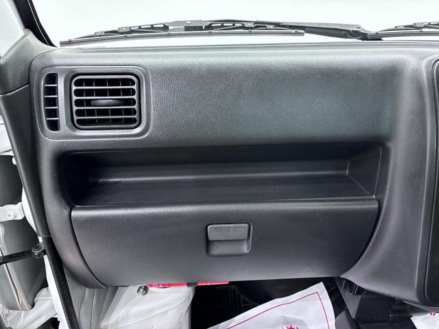 キャリイトラックＫＣエアコン・パワステＭＴ５速　ＡＭ／ＦＭラジオ　エアコン　パワーステアリング　ティーゼットデオプラス（岡山県）の中古車