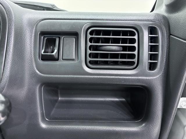 キャリイトラックＫＣエアコン・パワステＭＴ５速　ＡＭ／ＦＭラジオ　エアコン　パワーステアリング　ティーゼットデオプラス（岡山県）の中古車