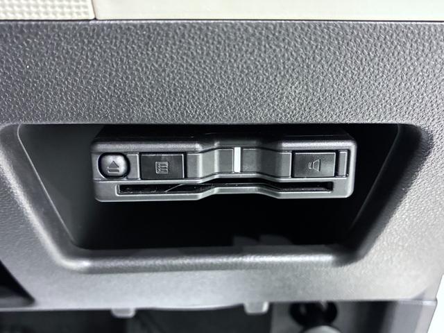 ムーヴキャンバスＸメイクアップリミテッド　ＳＡ３両側パワースライドドア　オートライト　キーフリー　アイドリングストップ　パノラマモニター　ナビ　ドライブレコーダー　ＵＳＢ入力端子　Ｂｌｕｅｔｏｏｔｈ　ティーゼットデオプラス（岡山県）の中古車