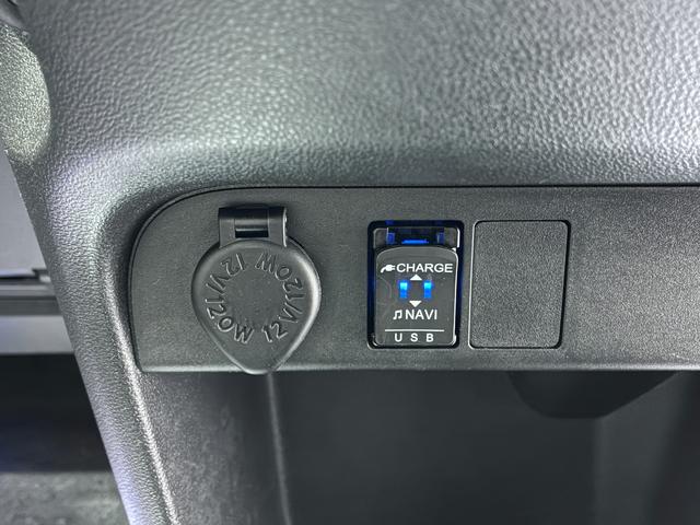 ムーヴキャンバスＧメイクアップＶＳ　ＳＡ３シートヒーター　両側パワースライドドア　オートライト　キーフリー　アイドリングストップ　パノラマモニター　ナビ　ドライブレコーダー　ＵＳＢ入力端子　Ｂｌｕｅｔｏｏｔｈ　ティーゼットデオプラス（岡山県）の中古車