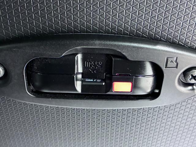 タントカスタムＲＳシートヒーター　両側パワースライドドア　オートライト　キーフリー　アイドリングストップ　パノラマモニター　ナビ　ドライブレコーダー　ＵＳＢ入力端子　Ｂｌｕｅｔｏｏｔｈ　ティーゼットデオプラス（岡山県）の中古車