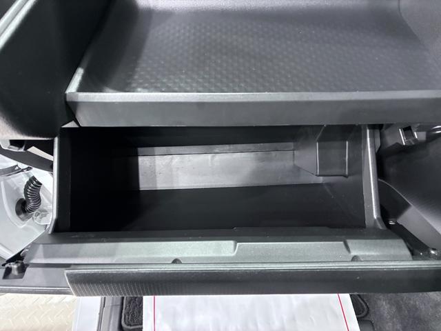 タントカスタムＲＳシートヒーター　両側パワースライドドア　オートライト　キーフリー　アイドリングストップ　パノラマモニター　ナビ　ドライブレコーダー　ＵＳＢ入力端子　Ｂｌｕｅｔｏｏｔｈ　ティーゼットデオプラス（岡山県）の中古車