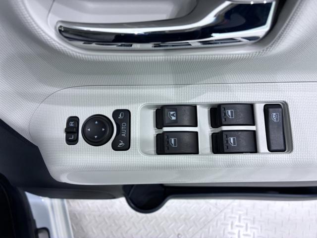 ムーヴキャンバスストライプスGターボバックモニター 9インチディスプレイオーディオ ドライブレコーダー 両側パワースライドドア シートヒーター USB入力端子 Bluetooth オートライト キーフリー アイドリングストップ(岡山県)の中古車