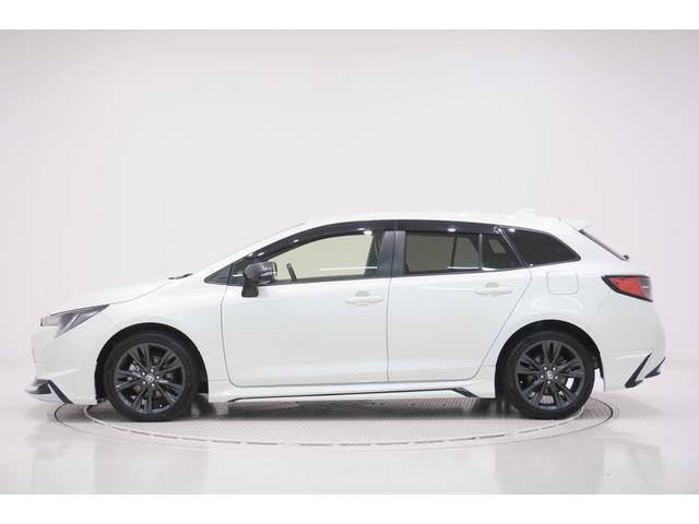 カローラツーリングハイブリッド　ダブルバイビーシートヒーター　オートライト　キーフリー　電動格納式ドアミラー　エアコン　パワーステアリング　パワーウィンドウ　運転席エアバッグ　ＡＢＳ　ティーゼットデオプラス（岡山県）の中古車