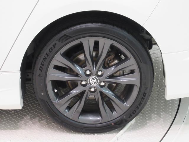 カローラツーリングハイブリッド　ダブルバイビーシートヒーター　オートライト　キーフリー　電動格納式ドアミラー　エアコン　パワーステアリング　パワーウィンドウ　運転席エアバッグ　ＡＢＳ　ティーゼットデオプラス（岡山県）の中古車