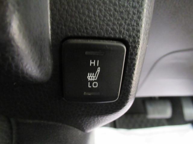 カローラツーリングハイブリッド　ダブルバイビーシートヒーター　オートライト　キーフリー　電動格納式ドアミラー　エアコン　パワーステアリング　パワーウィンドウ　運転席エアバッグ　ＡＢＳ　ティーゼットデオプラス（岡山県）の中古車