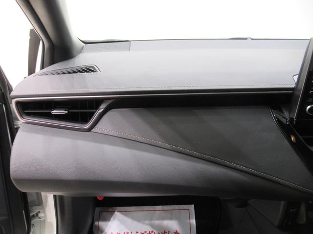 カローラツーリングハイブリッド　ダブルバイビーシートヒーター　オートライト　キーフリー　電動格納式ドアミラー　エアコン　パワーステアリング　パワーウィンドウ　運転席エアバッグ　ＡＢＳ　ティーゼットデオプラス（岡山県）の中古車