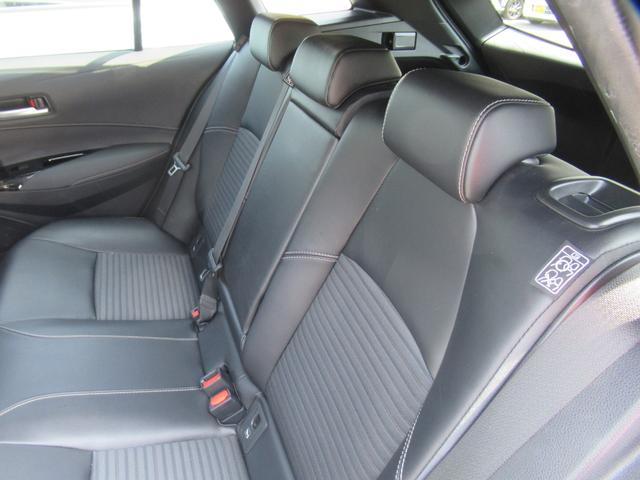 カローラツーリングハイブリッド　ダブルバイビーシートヒーター　オートライト　キーフリー　電動格納式ドアミラー　エアコン　パワーステアリング　パワーウィンドウ　運転席エアバッグ　ＡＢＳ　ティーゼットデオプラス（岡山県）の中古車