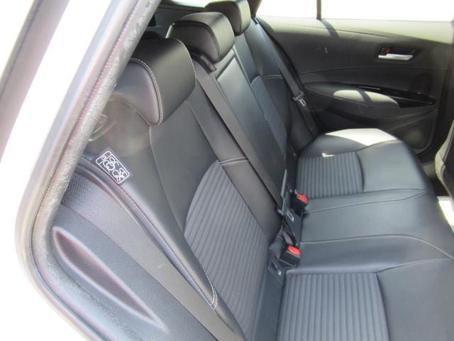 カローラツーリングハイブリッド　ダブルバイビーシートヒーター　オートライト　キーフリー　電動格納式ドアミラー　エアコン　パワーステアリング　パワーウィンドウ　運転席エアバッグ　ＡＢＳ　ティーゼットデオプラス（岡山県）の中古車