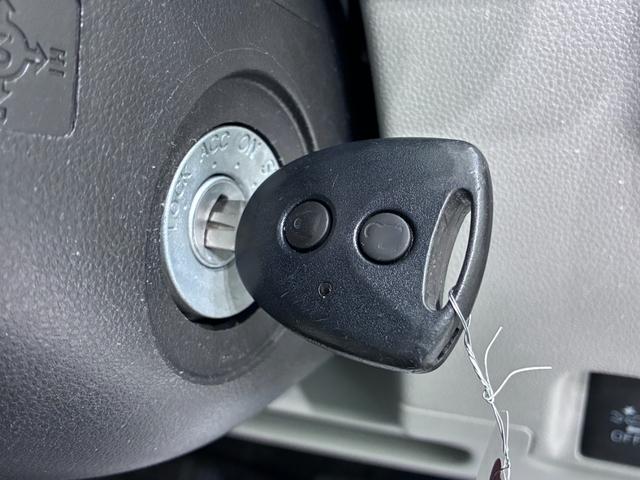 ムーヴＬ　ＳＡキーレスエントリー　アイドリングストップ　ＣＤチューナー　電動格納式ドアミラー　衝突被害軽減システム　エアコン　パワーステアリング　パワーウィンドウ　運転席エアバッグ　ＡＢＳ　ティーゼットデオプラス（岡山県）の中古車