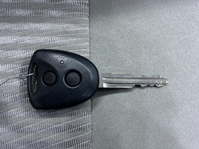 ムーヴＬ　ＳＡキーレスエントリー　アイドリングストップ　ＣＤチューナー　電動格納式ドアミラー　衝突被害軽減システム　エアコン　パワーステアリング　パワーウィンドウ　運転席エアバッグ　ＡＢＳ　ティーゼットデオプラス（岡山県）の中古車