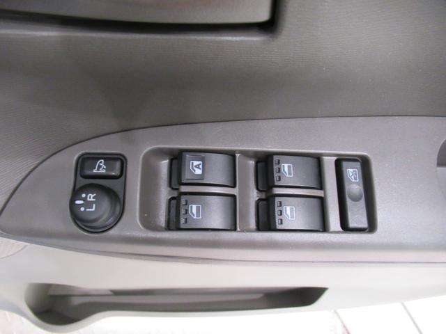 タントL4WD シートヒーター 両側スライドドア オートライト キーレスエントリー アイドリングストップ 電動格納式ドアミラー エアコン パワーステアリング パワーウィンドウ 運転席エアバッグ ABS(岡山県)の中古車