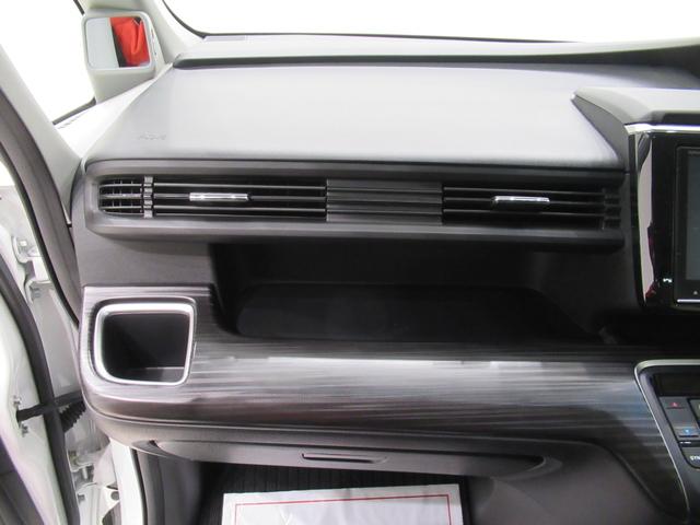 ステップワゴンスパーダスパーダ・クールスピリットシートヒーター　両側パワースライドドア　オートライト　キーフリー　アイドリングストップ　電動格納式ドアミラー　エアコン　パワーステアリング　パワーウィンドウ　運転席エアバッグ　ＡＢＳ（岡山県）の中古車