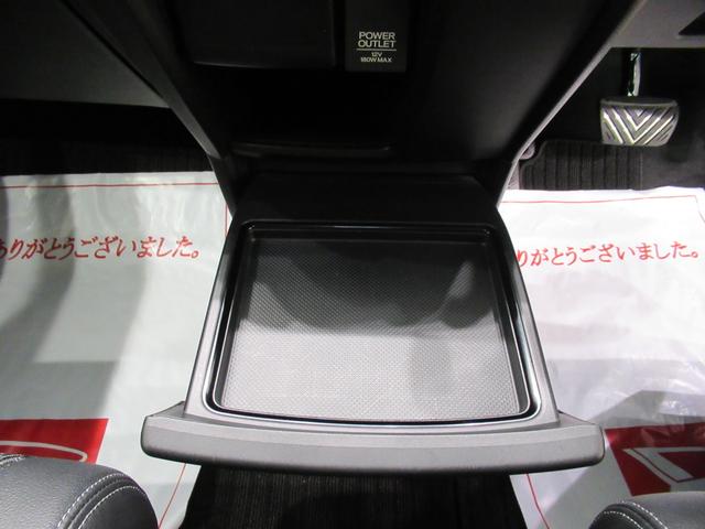 ステップワゴンスパーダスパーダ・クールスピリットシートヒーター　両側パワースライドドア　オートライト　キーフリー　アイドリングストップ　電動格納式ドアミラー　エアコン　パワーステアリング　パワーウィンドウ　運転席エアバッグ　ＡＢＳ（岡山県）の中古車