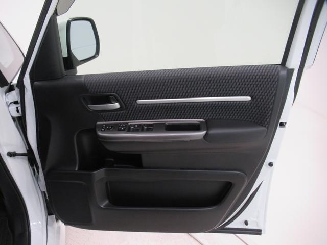 ステップワゴンスパーダスパーダ・クールスピリットシートヒーター　両側パワースライドドア　オートライト　キーフリー　アイドリングストップ　電動格納式ドアミラー　エアコン　パワーステアリング　パワーウィンドウ　運転席エアバッグ　ＡＢＳ（岡山県）の中古車