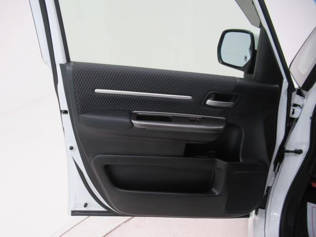 ステップワゴンスパーダスパーダ・クールスピリットシートヒーター　両側パワースライドドア　オートライト　キーフリー　アイドリングストップ　電動格納式ドアミラー　エアコン　パワーステアリング　パワーウィンドウ　運転席エアバッグ　ＡＢＳ（岡山県）の中古車