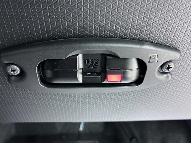 タントカスタムＸパノラマモニター　１０インチナビ　ドライブレコーダー　両側パワースライドドア　シートヒーター　ＵＳＢ入力端子　Ｂｌｕｅｔｏｏｔｈ　オートライト　キーフリー　アイドリングストップ　ティーゼットデオプラス（岡山県）の中古車