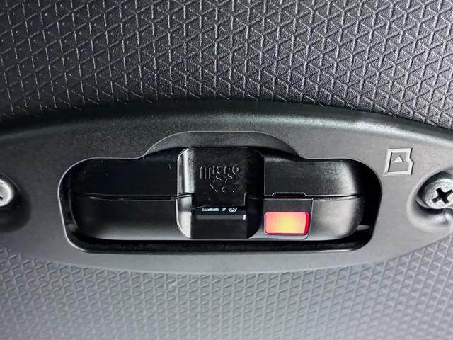 タントカスタムＲＳバックモニター　７インチナビ　ドライブレコーダー　両側パワースライドドア　シートヒーター　ＵＳＢ入力端子　Ｂｌｕｅｔｏｏｔｈ　オートライト　キーフリー　アイドリングストップ　ティーゼットデオプラス（岡山県）の中古車