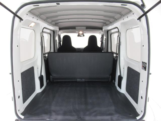 ハイゼットカーゴデラックスＡＭ／ＦＭラジオ　両側スライドドア　オートライト　キーレスエントリー　アイドリングストップ　衝突被害軽減システム　レーンアシスト　オートマチックハイビーム　ティーゼットデオプラス（岡山県）の中古車