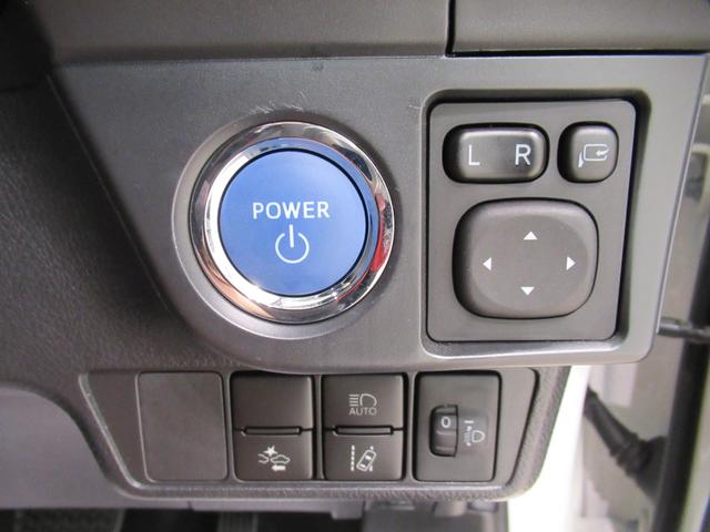 カローラフィールダーハイブリッドＧキーフリー　電動格納式ドアミラー　エアコン　パワーステアリング　パワーウィンドウ　運転席エアバッグ　ＡＢＳ　ティーゼットデオプラス（岡山県）の中古車