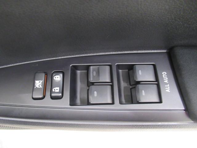 カローラフィールダーハイブリッドＧキーフリー　電動格納式ドアミラー　エアコン　パワーステアリング　パワーウィンドウ　運転席エアバッグ　ＡＢＳ　ティーゼットデオプラス（岡山県）の中古車