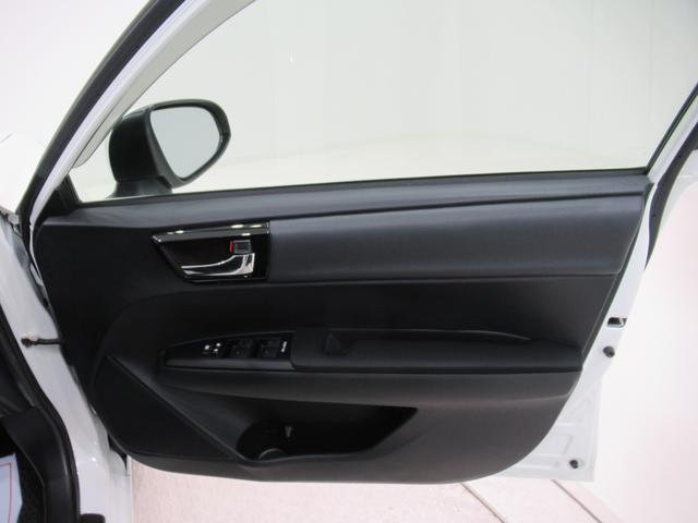 カローラフィールダーハイブリッドＧキーフリー　電動格納式ドアミラー　エアコン　パワーステアリング　パワーウィンドウ　運転席エアバッグ　ＡＢＳ　ティーゼットデオプラス（岡山県）の中古車