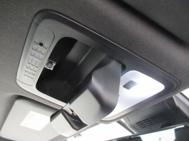 ヴォクシーハイブリッドZS 煌3シートヒーター 両側パワースライドドア オートライト キーフリー USB入力端子 電動格納式ドアミラー エアコン パワーステアリング パワーウィンドウ 運転席エアバッグ ABS ティーゼットデオプラス(岡山県)の中古車