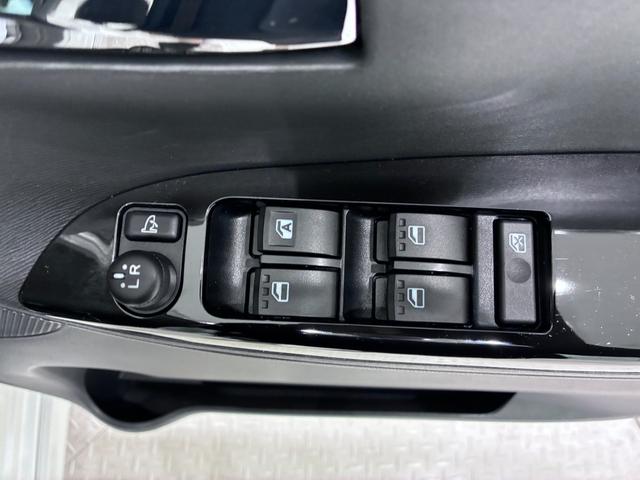 タントカスタムＸ　トップエディションＳＡ左側パワースライドドア　オートライト　キーフリー　アイドリングストップ　電動格納式ドアミラー　衝突被害軽減システム　エアコン　パワーステアリング　パワーウィンドウ　運転席エアバッグ　ＡＢＳ（岡山県）の中古車