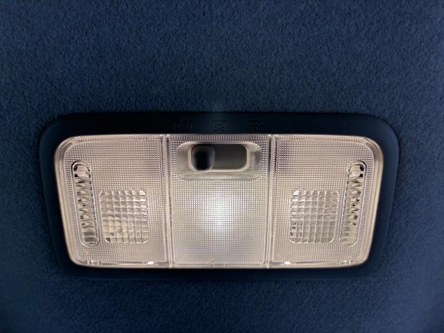 タントカスタムＸ　トップエディションＳＡ左側パワースライドドア　オートライト　キーフリー　アイドリングストップ　電動格納式ドアミラー　衝突被害軽減システム　エアコン　パワーステアリング　パワーウィンドウ　運転席エアバッグ　ＡＢＳ（岡山県）の中古車