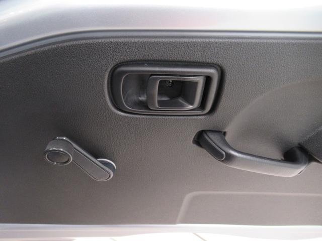 ハイゼットトラックスタンダード　農用スペシャル４ＷＤ　荷台作業灯　ＡＭ／ＦＭラジオ　オートライト　アイドリングストップ　衝突被害軽減システム　レーンアシスト　オートマチックハイビーム　ティーゼットデオプラス（岡山県）の中古車