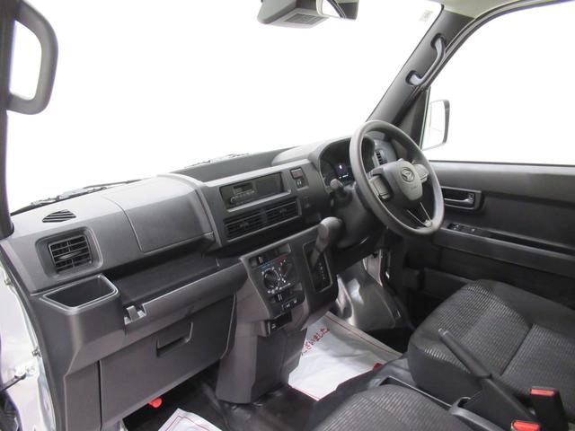 ハイゼットカーゴデラックス４ＷＤ　ＡＭ／ＦＭラジオ　両側スライドドア　オートライト　キーレスエントリー　アイドリングストップ　衝突被害軽減システム　レーンアシスト　オートマチックハイビーム　ティーゼットデオプラス（岡山県）の中古車