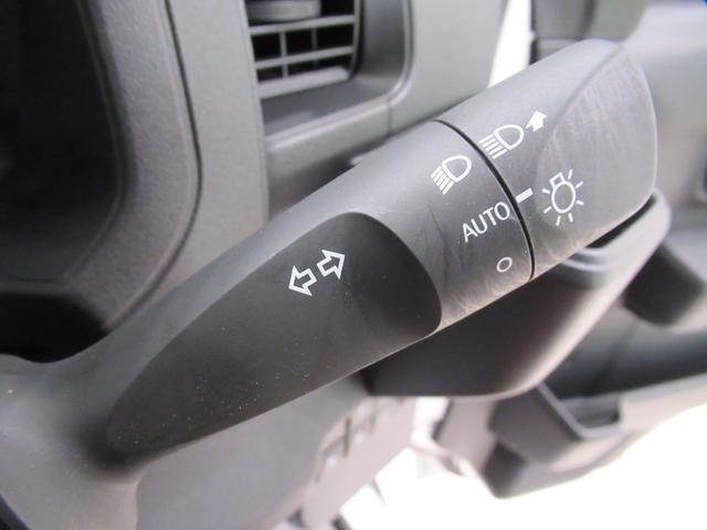 ハイゼットカーゴデラックス４ＷＤ　ＡＭ／ＦＭラジオ　両側スライドドア　オートライト　キーレスエントリー　アイドリングストップ　衝突被害軽減システム　レーンアシスト　オートマチックハイビーム　ティーゼットデオプラス（岡山県）の中古車