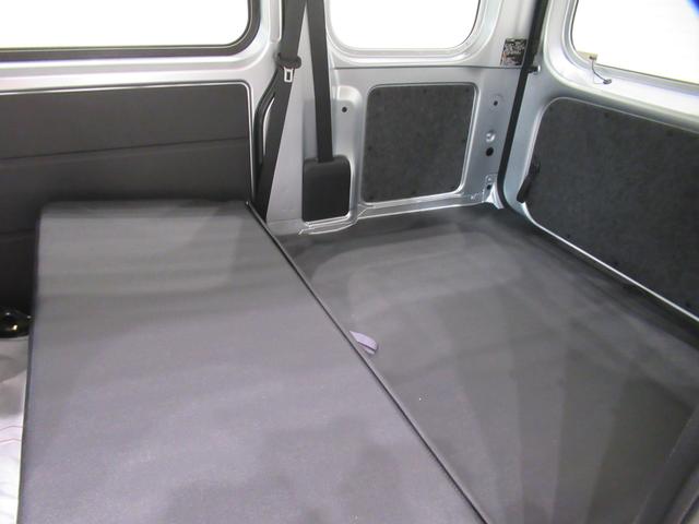 ハイゼットカーゴデラックス４ＷＤ　ＡＭ／ＦＭラジオ　両側スライドドア　オートライト　キーレスエントリー　アイドリングストップ　衝突被害軽減システム　レーンアシスト　オートマチックハイビーム　ティーゼットデオプラス（岡山県）の中古車