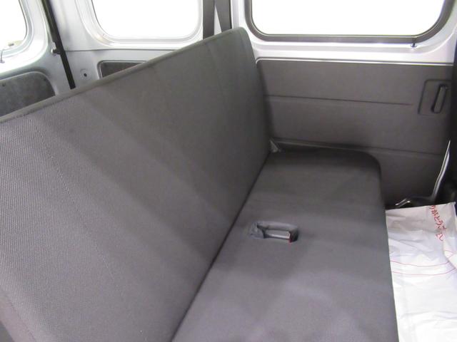 ハイゼットカーゴデラックス４ＷＤ　ＡＭ／ＦＭラジオ　両側スライドドア　オートライト　キーレスエントリー　アイドリングストップ　衝突被害軽減システム　レーンアシスト　オートマチックハイビーム　ティーゼットデオプラス（岡山県）の中古車